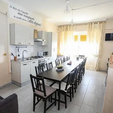 Movie Guest house *