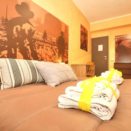 Guest house Movie